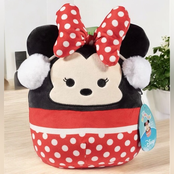 Squishmallows Red and Black Stuffed Animal - Picture 1 of 3